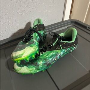 Under Armour Kids Green Soccer/football Cleats